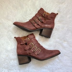 Lucky brand red leather pointy ankle boots buckle